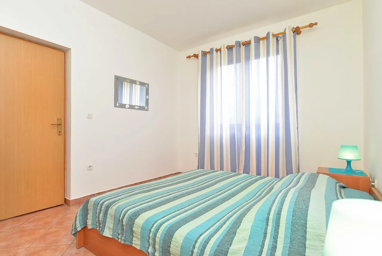 Apartments Denis 344 Fazana Croatia